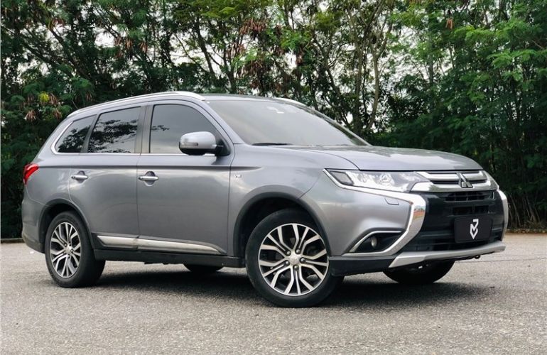 Mitsubishi Outlander 3.0 Gt 4x4 V6 24v Gasolina 4p Automático - Foto #10