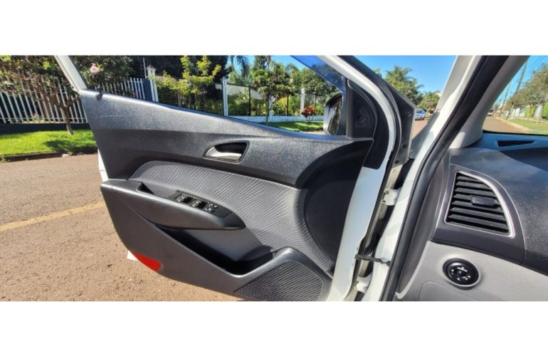 Hyundai HB20 1.6 Premium - Foto #10