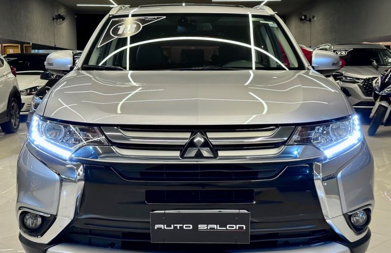 Mitsubishi Outlander 2.0 Comfort 16v - Foto #2