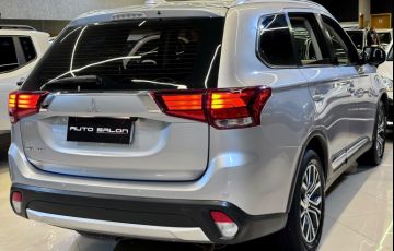 Mitsubishi Outlander 2.0 Comfort 16v - Foto #4
