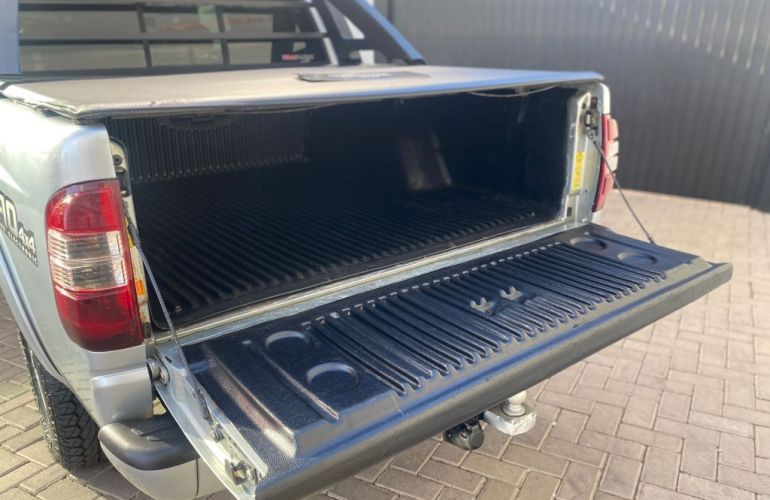 Chevrolet S10 Executive 4x4 2.8 (Cab Dupla) - Foto #8