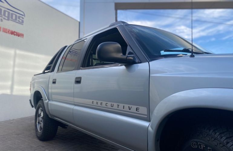 Chevrolet S10 Executive 4x4 2.8 (Cab Dupla) - Foto #10