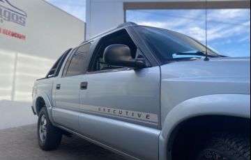 Chevrolet S10 Executive 4x4 2.8 (Cab Dupla) - Foto #10