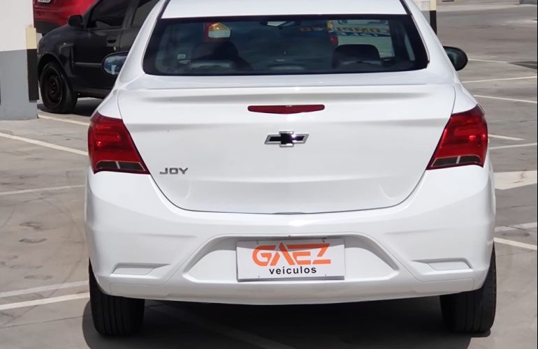 Chevrolet Onix 1.0 Joy Plus Black 8v - Foto #7