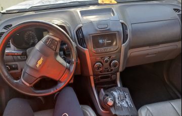 Chevrolet S10 2.8 CTDi 4x4 LT (Cab Dupla) - Foto #4