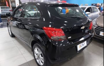 Chevrolet Onix 1.0 MPFi Seleção 8v - Foto #6