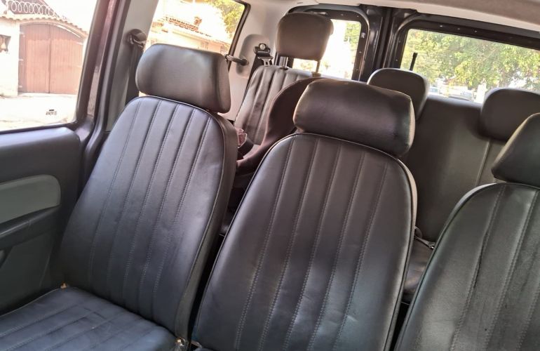 Fiat Doblò HLX 1.8 16V (Flex) - Foto #1