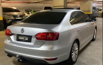 Volkswagen Jetta 2.0t - Foto #6