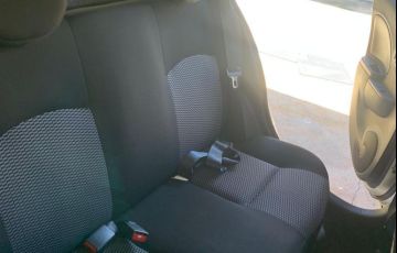Nissan March 1.0 12V S (Flex) - Foto #2