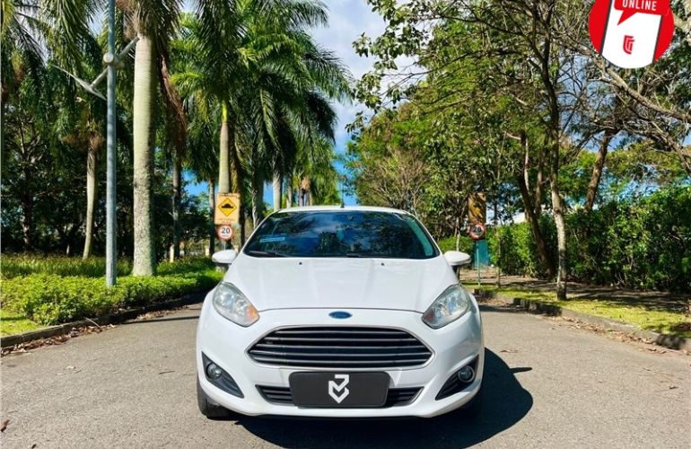 Ford Fiesta 1.0 Rocam SE 8V Flex 4p Manual - Foto #2