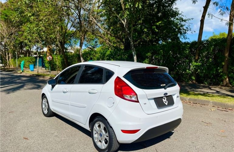 Ford Fiesta 1.0 Rocam SE 8V Flex 4p Manual - Foto #7
