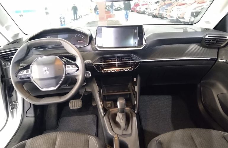 Peugeot 208 1.6 Active Pack 16v - Foto #10