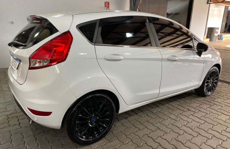 Ford New Fiesta Titanium 1.6 16V (Aut) - Foto #5