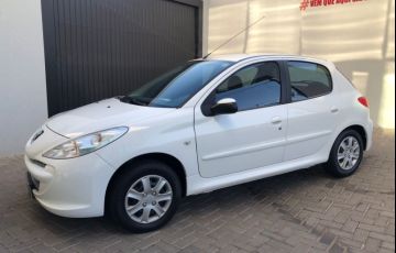 Peugeot 207 Hatch XR 1.4 8V (flex) 4p - Foto #4