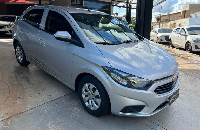Chevrolet Onix 1.0 MPFi LT 8v - Foto #7