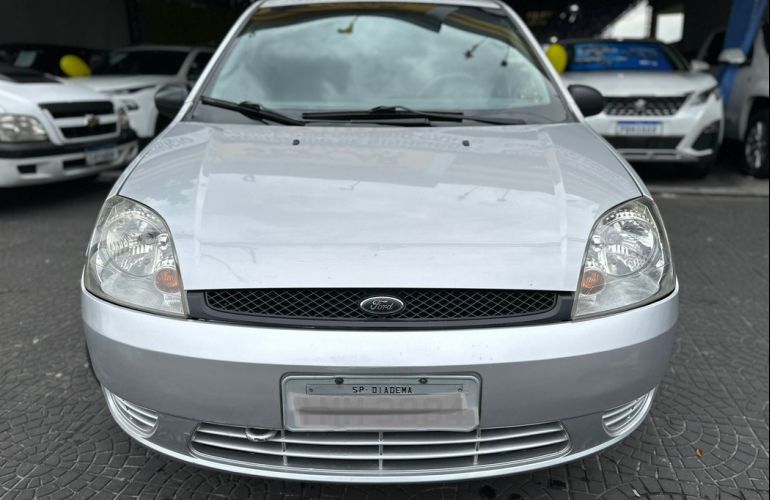 Ford Fiesta 1.0 MPi 8v - Foto #2