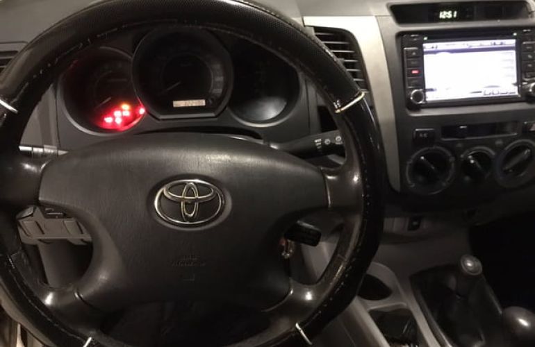 Toyota Hilux CD 4x4 Srv 3.0 - Foto #9