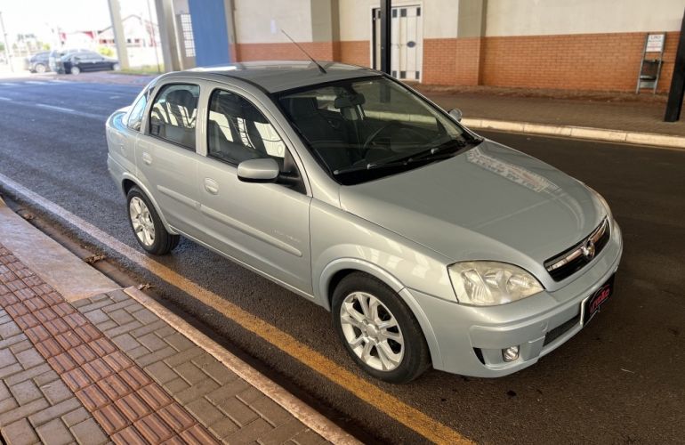 Chevrolet Corsa Sedan Premium 1.4 (Flex) - Foto #3