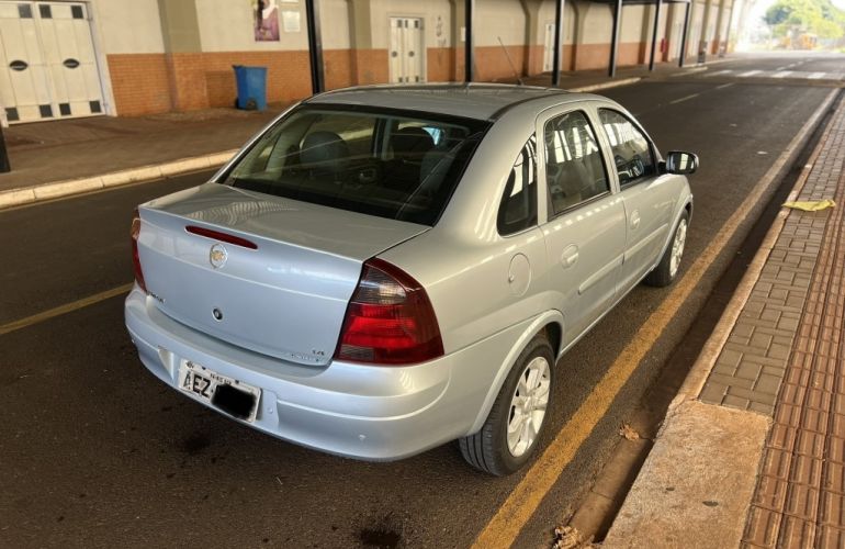 Chevrolet Corsa Sedan Premium 1.4 (Flex) - Foto #7