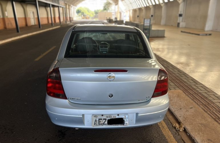 Chevrolet Corsa Sedan Premium 1.4 (Flex) - Foto #8