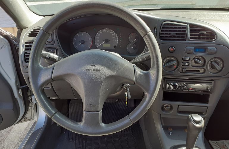Mitsubishi Lancer GLXi 1.6 16V (Aut) - Foto #9