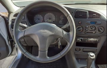 Mitsubishi Lancer GLXi 1.6 16V (Aut) - Foto #9