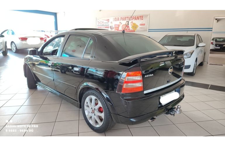 Chevrolet Astra Hatch SS 2.0 (Flex) - Foto #8
