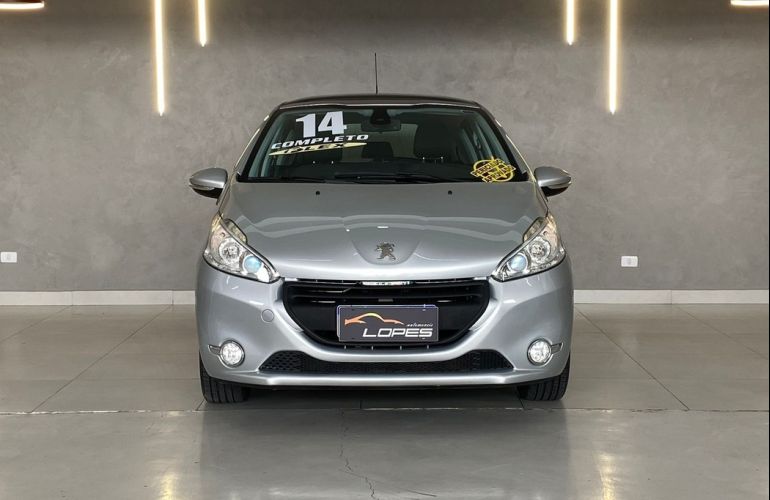 Peugeot 208 1.6 Griffe 16v - Foto #2