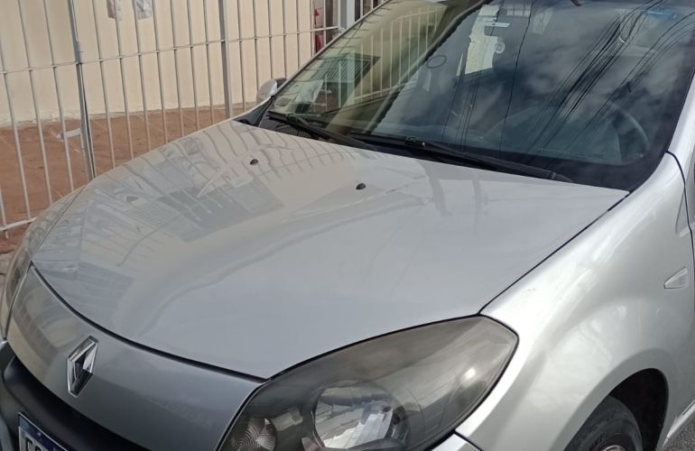 Renault Sandero Expression 1.6 8V (Flex) - Foto #2