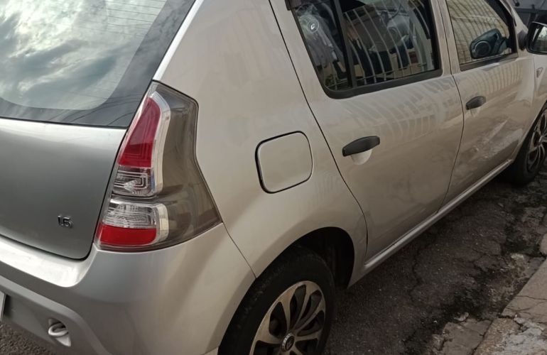 Renault Sandero Expression 1.6 8V (Flex) - Foto #5