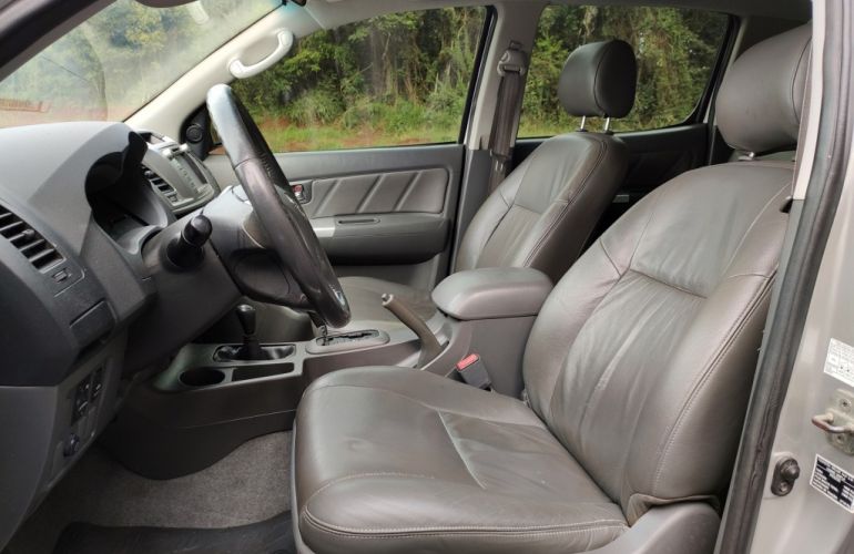 Toyota Hilux 3.0 TDI 4x4 CD SRV Top (Aut) - Foto #7
