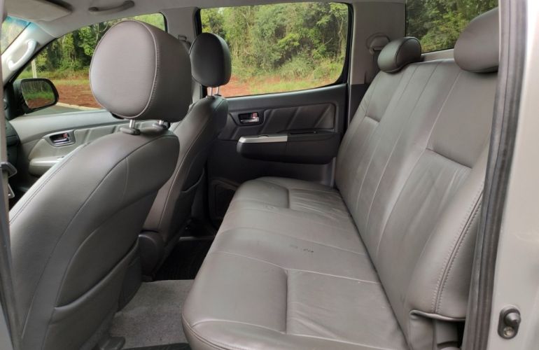 Toyota Hilux 3.0 TDI 4x4 CD SRV Top (Aut) - Foto #8