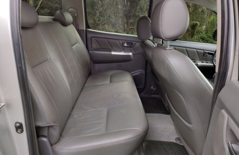 Toyota Hilux 3.0 TDI 4x4 CD SRV Top (Aut) - Foto #10
