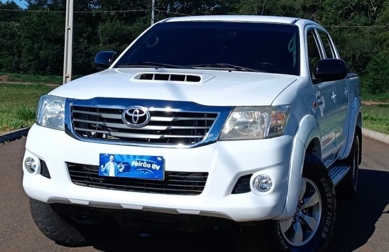 Toyota Hilux 3.0 TDI 4x4 CD STD - Foto #1