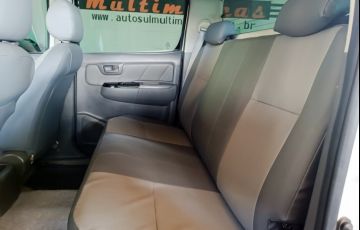 Toyota Hilux 3.0 TDI 4x4 CD STD - Foto #8