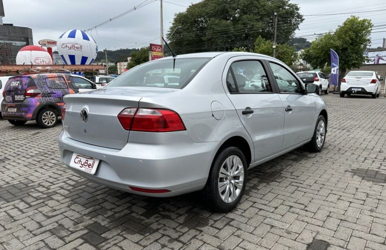 Volkswagen Voyage 1.6 MSI (Flex) - Foto #3