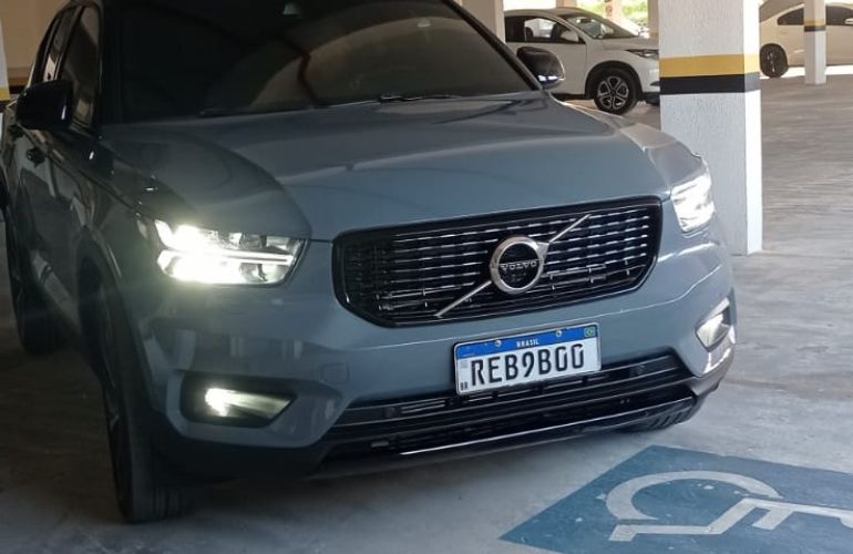 Volvo XC40 1.5 T5 R-Design Recharge DCT - Foto #5