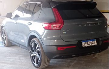Volvo XC40 1.5 T5 R-Design Recharge DCT - Foto #6