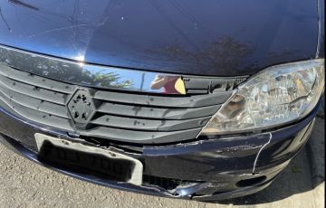 Renault Logan Expression 1.0 16V (Flex) - Foto #7