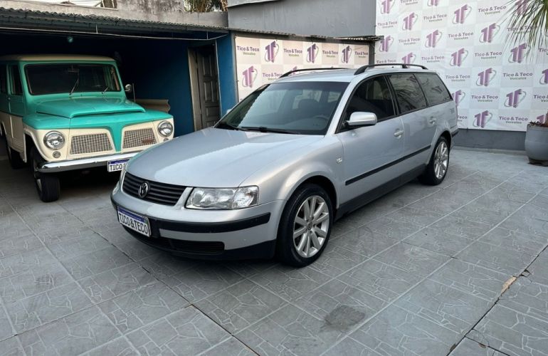 Volkswagen Passat Variant 2.8 V6 30V (Tiptronic) - Foto #1