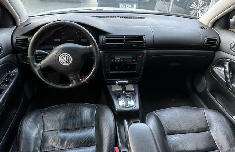 Volkswagen Passat Variant 2.8 V6 30V (Tiptronic) - Foto #4