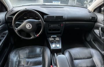 Volkswagen Passat Variant 2.8 V6 30V (Tiptronic) - Foto #4