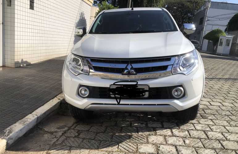 Mitsubishi L200 Triton Sport 2.4 DID-H HPE Top 4WD (Aut) - Foto #3