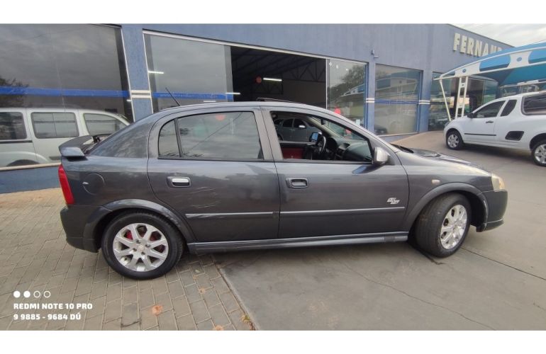 Chevrolet Astra Hatch SS 2.0 (Flex) - Foto #4