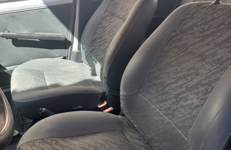 Fiat Uno Mille Fire 1.0 (Flex) 4P - Foto #9