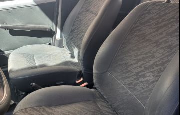 Fiat Uno Mille Fire 1.0 (Flex) 4P - Foto #9