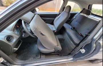 Chevrolet Celta 1.0 MPFi Life 8v - Foto #6
