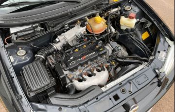 Chevrolet Corsa Sedan Classic Spirit 1.0 (flex) - Foto #9