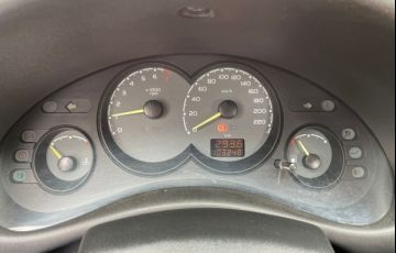 Chevrolet Corsa Sedan Classic Spirit 1.0 (flex) - Foto #10