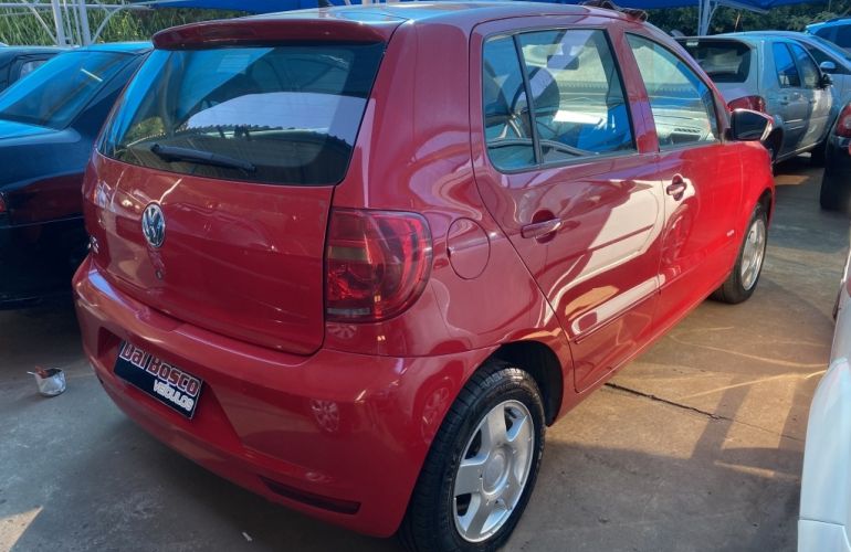 Volkswagen Fox 1.0 8V (Flex) 4p - Foto #3